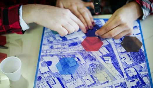 MAXXI tra i banchi di scuola, con Pietro Ruffo. Oltre centoquaranta alunni diventano artisti, al Labaro MAXXI tra i banchi di scuola, con Pietro Ruffo. Oltre centoquaranta alunni diventano artisti, al Labaro