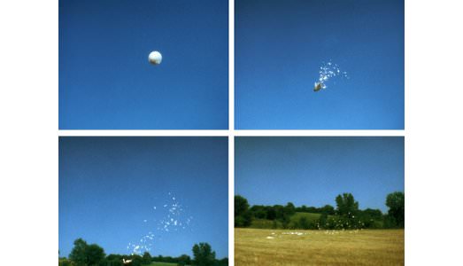 Nel blu dipinto di blu | di Ana Mendieta