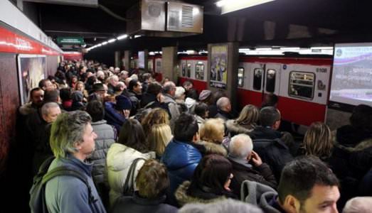 Milano non tirare i remi in barca Milano non tirare i remi in barca