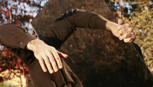 Milano Art Week/9. Cowboys prismatici per aprire miart: Masbedo e Alessandro Sciarroni al Teatro dell’Arte