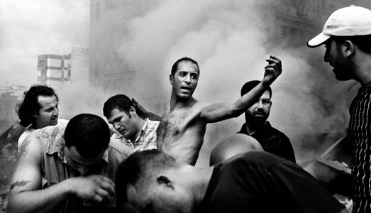 Il buio e la luce. Paolo Pellegrin al MAXXI Il buio e la luce. Paolo Pellegrin al MAXXI