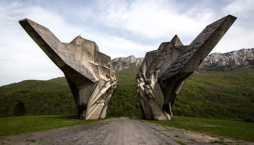 Damon Richter: Monumentalism Damon Richter: Monumentalism