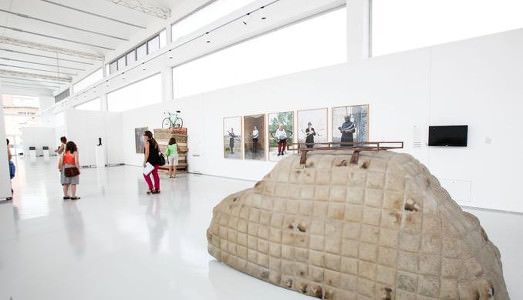 Nineties are back! Nineties are back!