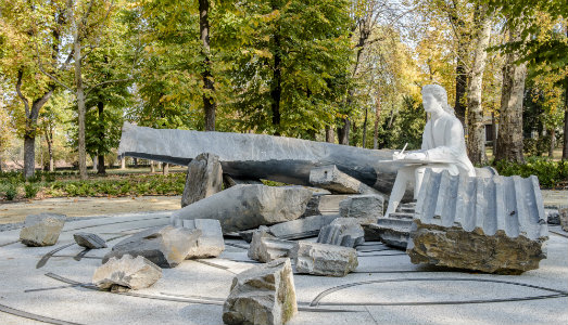 Natura morta e viva. Le Pietre Preziose di Giulio Paolini allestite nei Giardini Reali di Torino Natura morta e viva. Le Pietre Preziose di Giulio Paolini allestite nei Giardini Reali di Torino