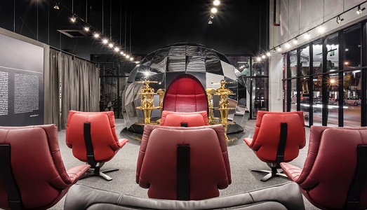 Miami Art Week/7. Un “Intro” d’autore, per lo showroom Natuzzi a Miami, firmato da Fabio Novembre. Breve intervista all’architetto e designer Miami Art Week/7. Un “Intro” d’autore, per lo showroom Natuzzi a Miami, firmato da Fabio Novembre. Breve intervista all’architetto e designer