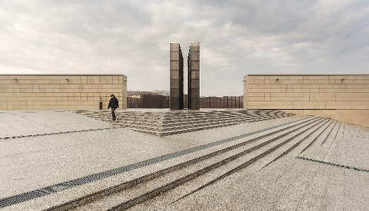 Immagini da attraversare. Lucia Bosso ci parla di Obiettivo Architettura al MAXXI Immagini da attraversare. Lucia Bosso ci parla di Obiettivo Architettura al MAXXI