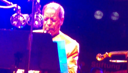 Per Ornette Coleman, da un ammiratore. Ecco il particolare tributo che Flavio De Marco ci lascia per il grande jazzista Per Ornette Coleman, da un ammiratore. Ecco il particolare tributo che Flavio De Marco ci lascia per il grande jazzista