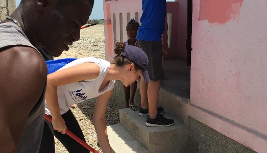 Eccesso di realismo. E il Governo di Haiti chiude il Padiglione alla Triennale di Milano Eccesso di realismo. E il Governo di Haiti chiude il Padiglione alla Triennale di Milano