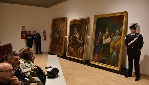 Tornano a casa le cinque pale d’altare trafugate in abruzzo dopo il sisma Tornano a casa le cinque pale d’altare trafugate in abruzzo dopo il sisma