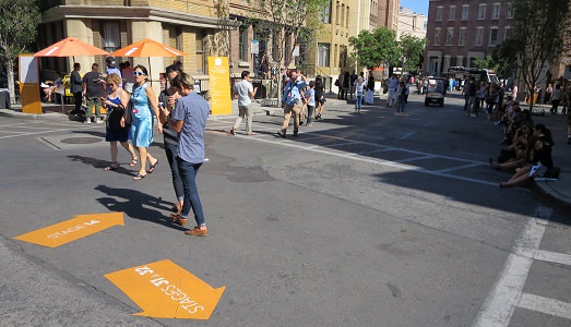 Il mercato californiano non ama la fotografia. E Paris Photo è costretta ad annullare la quarta edizione della fiera losangelina Il mercato californiano non ama la fotografia. E Paris Photo è costretta ad annullare la quarta edizione della fiera losangelina