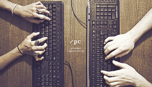 PC, ovvero “Personal Communication”. Stasera a Bologna, negli spazi di Adiacenze, un’indagine performativa sugli spazi di condivisione comunicativa PC, ovvero “Personal Communication”. Stasera a Bologna, negli spazi di Adiacenze, un’indagine performativa sugli spazi di condivisione comunicativa