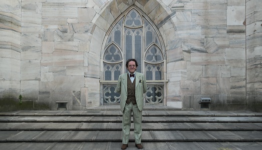 Un’arringa per l’arte: Philippe Daverio si mette in piazza, e spiega il novecento ai milanesi Un’arringa per l’arte: Philippe Daverio si mette in piazza, e spiega il novecento ai milanesi