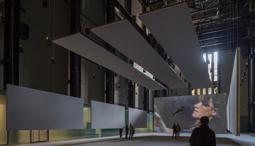Frieze Art Week/7. Philippe Parreno nella Turbine Hall: tra palloncini e tecnologie avanzate, un’installazione che lascerà il segno alla Tate