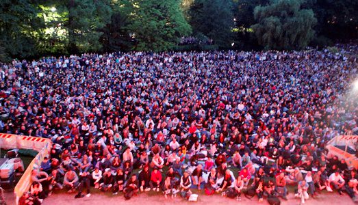 Milano innamorata del pianoforte: 90mila persone per 400 concerti in 50 ore di musica: ecco i numeri di “Piano City” 2016