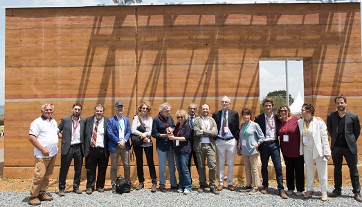 Se eccellenza e bellezza salvano il mondo