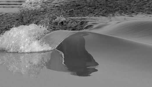 Milano Art Week/8. La Galleria Umberto Di Marino a Milano, nello spazio Calderara di Porta Venezia. Con un dialogo tra Vettor Pisani e Luca Francesconi