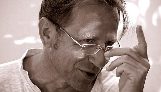 Daniele Pittèri è il nuovo direttore del Complesso Museale di Santa Maria della Scala a Siena, dopo la rinuncia di Antonio Calbi Daniele Pittèri è il nuovo direttore del Complesso Museale di Santa Maria della Scala a Siena, dopo la rinuncia di Antonio Calbi