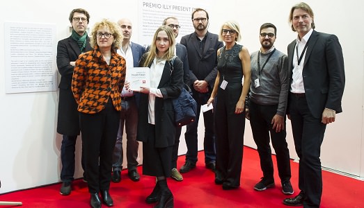 Torino, Artissima e oltre/6. Il Premio illy Present Future va ad Alina Chaiderov. Ne abbiamo parlato con il direttore artistico Carlo Bach Torino, Artissima e oltre/6. Il Premio illy Present Future va ad Alina Chaiderov. Ne abbiamo parlato con il direttore artistico Carlo Bach