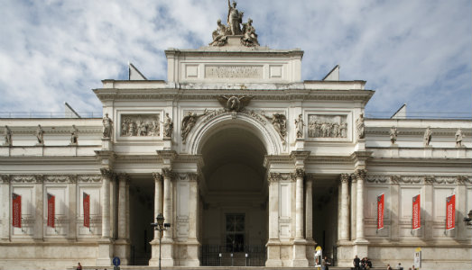 Supportare gli artisti, in Italia e all’estero. Il programma della Quadriennale di Roma