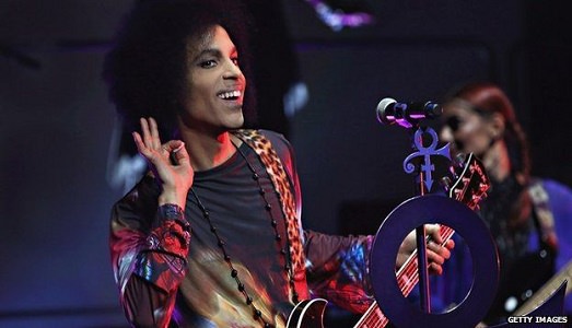 Tragedia nel mondo della musica: è morto Prince, cantante-icona degli anni ’80