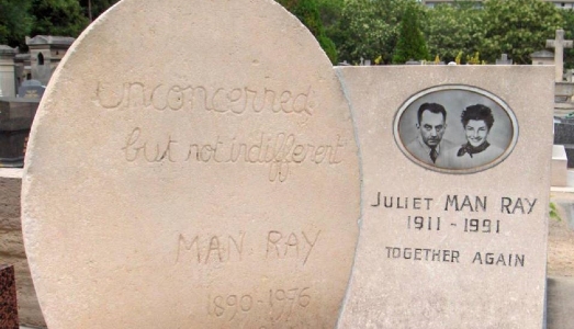 Parigi, profanata la tomba di Man Ray a Montparnasse. Si tratta di antisemitismo? Parigi, profanata la tomba di Man Ray a Montparnasse. Si tratta di antisemitismo?