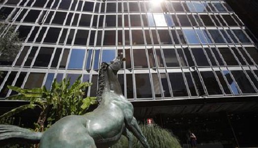 Viva la nuova Rai? Sono giovani, e anche mainstream, i futuri direttori di rete che domani saranno presentati al CdA. In nome del “pluralismo culturale” Viva la nuova Rai? Sono giovani, e anche mainstream, i futuri direttori di rete che domani saranno presentati al CdA. In nome del “pluralismo culturale”