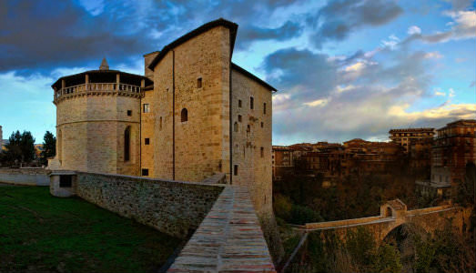 Dopo venti anni, riparte il Premio Marche. Ancora pochi giorni per rispondere al bando