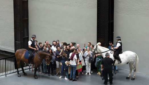 Ritorna la cavalleria alla Tate Modern? Sarà Tania Bruguera a occuparsi della Turbine Hall