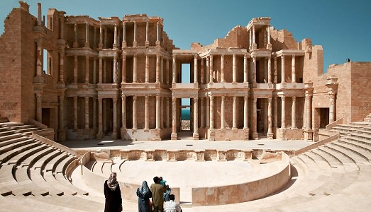 Lo Stato Islamico prende Sabratha. In Libia un nuovo sito Unesco rischia di fare la fine di Palmira Lo Stato Islamico prende Sabratha. In Libia un nuovo sito Unesco rischia di fare la fine di Palmira