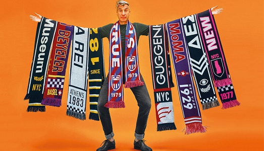 Sciarpe per tifoseria museale, by Maurizio Cattelan. Ecco il nuovo progetto del “pensionato” in collaborazione con Seletti