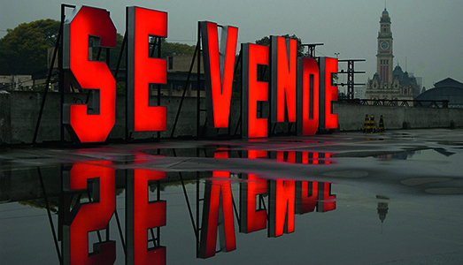 BRASILE. Il coltello nella carne