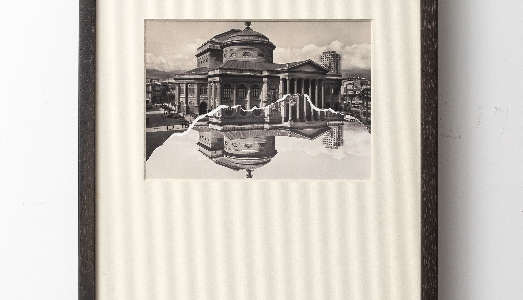 Cartoline da una città frammentata. A Roma, le immagini di Marina Paris rileggono Aldo Rossi Cartoline da una città frammentata. A Roma, le immagini di Marina Paris rileggono Aldo Rossi