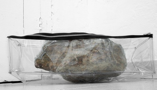 Torino e un nuovo artist-run-space. Si chiama “Spaziobuonasera” e inizia con le archeologie di Francesco Snote