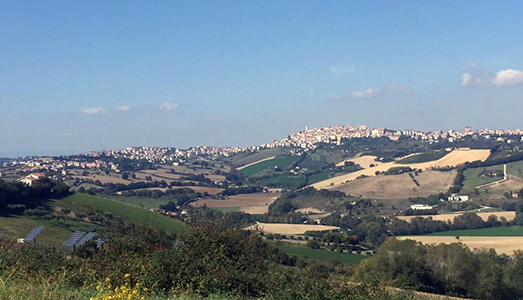 Forme per fare le scarpe al territorio Forme per fare le scarpe al territorio