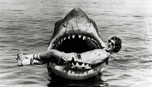 Viva la finzione! Viva la finzione!