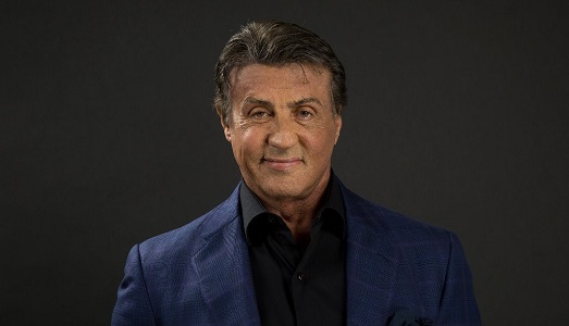 Sylvester Stallone per l’arte. Secondo una soffiata del Daily Mail “Rocky” potrebbe essere messo da Trump al National Endowment for the Arts Sylvester Stallone per l’arte. Secondo una soffiata del Daily Mail “Rocky” potrebbe essere messo da Trump al National Endowment for the Arts