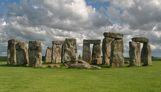 Archeologi contro il cinema a Stonehenge |
