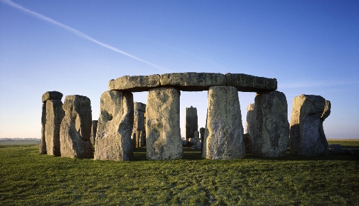 Il segreto di Stonehenge? Secondo un recente studio, era il lardo