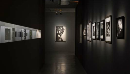 Storia di un produttore cinematografico, raccontata da Koudelka e Man Ray. Marin Karmitz a La maison rouge