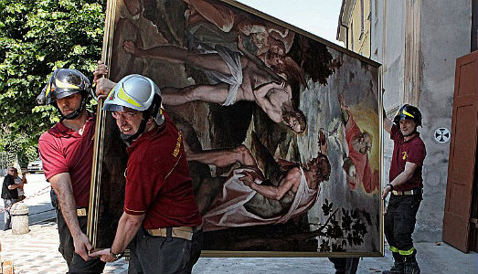 Tecnologia per la rinascita. Una mostra itinerante in 3D per le opere salvate dal terremoto Tecnologia per la rinascita. Una mostra itinerante in 3D per le opere salvate dal terremoto