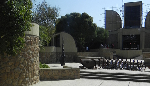 Una biennale a Tehran