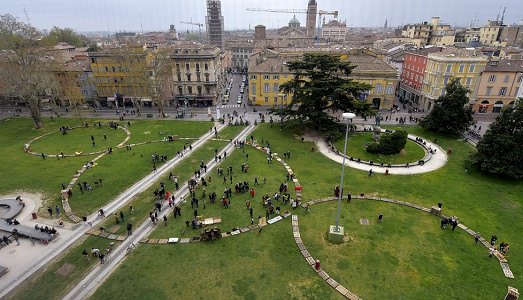 “Parma 360”. Da Parmiggiani e Galimberti, arrivando ai progetti più giovani, via alla prima edizione del lungo festival creativo