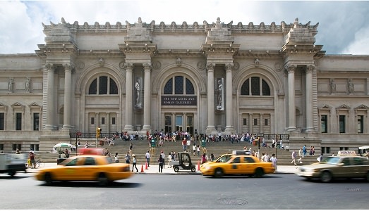 David Chipperfield disegnerà la nuova ala del Metropolitan di New York. E intanto il museo annuncia il suo nuovo Presidente