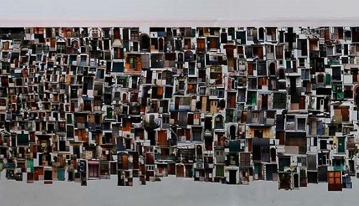 È una “Questione di appartenenza”. Il laboratorio di Eugenio Tibaldi e degli studenti del Liceo Vico percorre la città porosa. Interpretandone i codici e i riti nel linguaggio dell’arte contemporanea È una “Questione di appartenenza”. Il laboratorio di Eugenio Tibaldi e degli studenti del Liceo Vico percorre la città porosa. Interpretandone i codici e i riti nel linguaggio dell’arte contemporanea