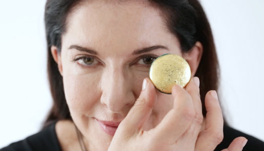 Torino Art Week/10. Gusto Abramović. Al Bar Cavour, Rapahel Castoriano presenta i macaron d’artista Torino Art Week/10. Gusto Abramović. Al Bar Cavour, Rapahel Castoriano presenta i macaron d’artista