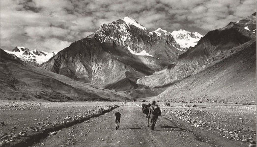 Torino on fair/2. Hamish Fulton al Lingotto: open call per la Public Walk ad Artissima