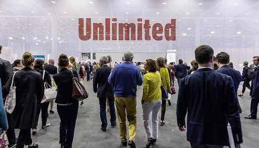 Aspettando Art Basel. Ecco “Unlimited”, la sezione più esaltante della fiera: ottantotto grandi nomi, per sessant’anni di installazioni su larga scala