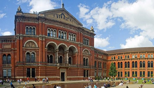 Dalla carta stampata al museo: Nicholas Coleridge, presidente di Condé Nast, è il nuovo chairman del Victoria and Albert Museum