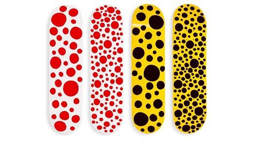 Arrivano nello store del MoMA gli skateboard firmati Yayoi Kusama