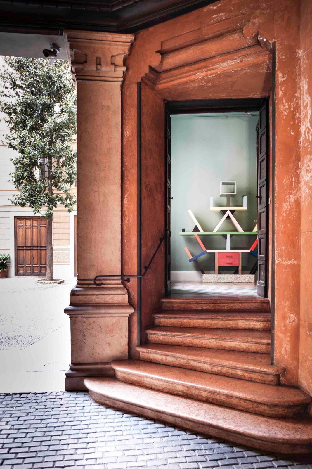 MEMPHIS | GALLERIA POST DESIGN